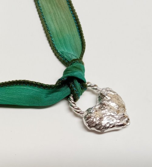 Judy Larson's Ribbon Wrapped Bracelet tips - , Wire Jewelry Design, Design, ribbon wrapped
